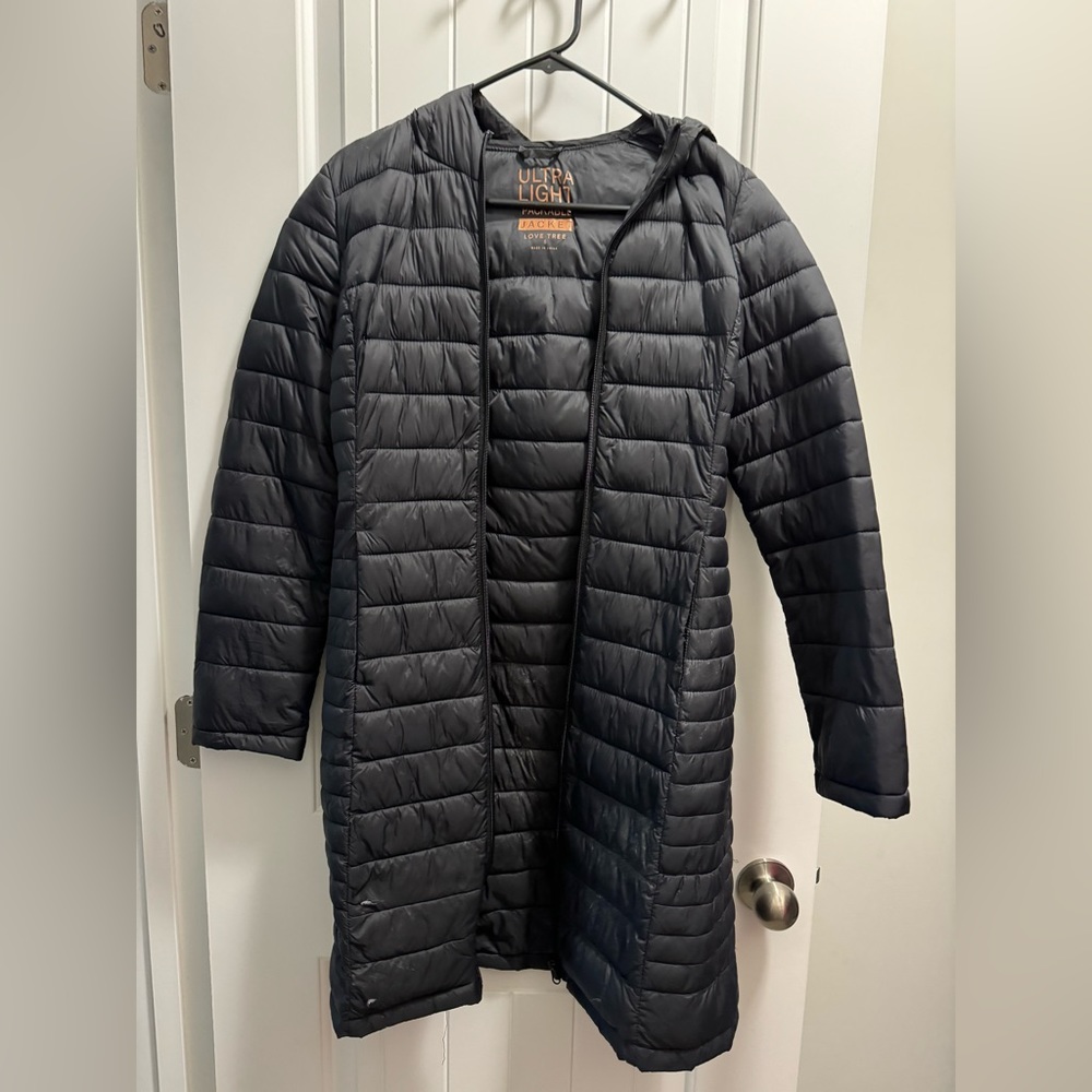 Size small black womens puffy coat